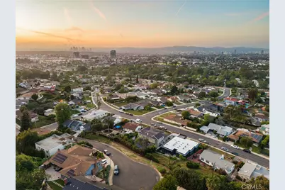 5261 Weatherford Dr, Los Angeles, CA 90008 - Photo 24