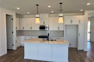3235 E Ave J-4, Lancaster, CA 93535 - Photo 2