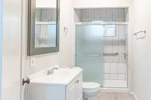 3460 Elmwood Ct, Riverside, CA 92506 - Photo 10