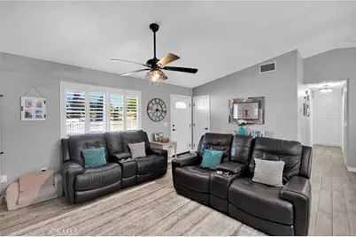10292 Kern, Hesperia, CA 92345 - Photo 8
