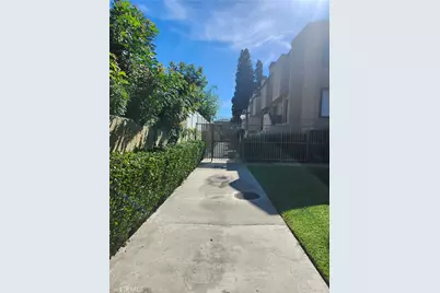 849 E Victoria #209, Carson, CA 90746 - Photo 2