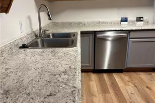 320 Sky View Ln, Crestline, CA 92325 - Photo 6