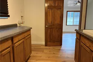 320 Sky View Ln, Crestline, CA 92325 - Photo 8