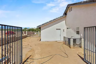 8379 Beaver, Phelan, CA 92371 - Photo 30