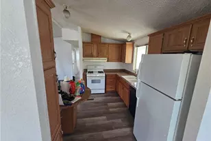 1010 Terrace Road, San Bernardino, CA 92410 - Photo 8