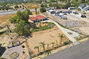 18085 Golden Leaf Ln, Riverside, CA 92504 - Photo 40