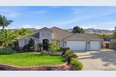 19247 Mountain Shadow Lane, Perris, CA 92570 - Photo 2