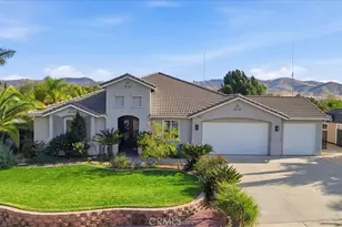 19247 Mountain Shadow Ln, Perris, CA 92570 - Photo 2