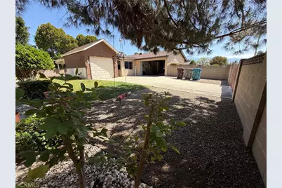 26205 Lodgepole, Hemet, CA 92544 - Photo 4