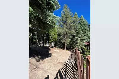 295 Grandview, Twin Peaks, CA 92391 - Photo 6