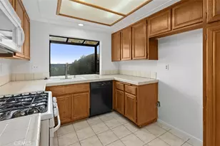 1634 Via Estrella, Pomona, CA 91768 - Photo 26