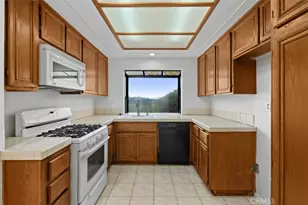 1634 Via Estrella, Pomona, CA 91768 - Photo 24