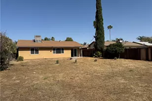 1020 Amber, Lake Elsinore, CA 92530 - Photo 8