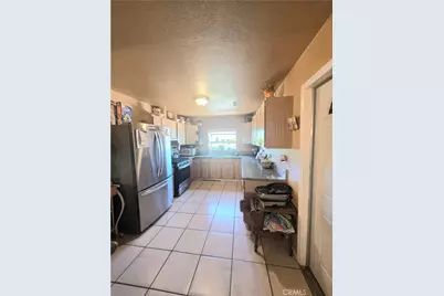 16486 Hughes Road, Victorville, CA 92395 - Photo 20