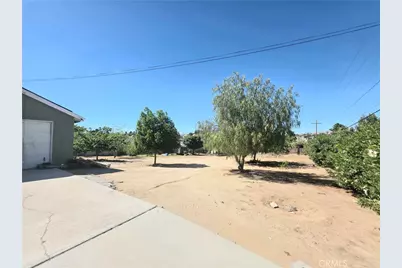16486 Hughes Road, Victorville, CA 92395 - Photo 10