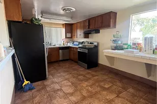 995 Pomona Road, Corona, CA 92882 - Photo 24