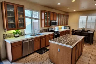 15839 Athena, Fontana, CA 92336 - Photo 4