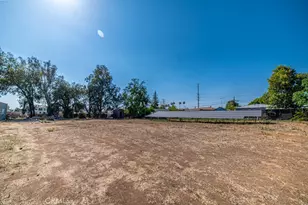13426 4th, Yucaipa, CA 92399 - Photo 16