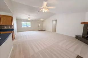 18641 Fairburn St, Hesperia, CA 92345 - Photo 8
