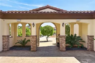 6355 Cresthaven, Riverside, CA 92506 - Photo 14
