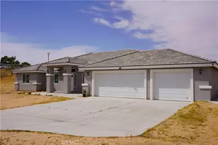 18702 Atlantic St, Hesperia, CA 92345 - Photo 2