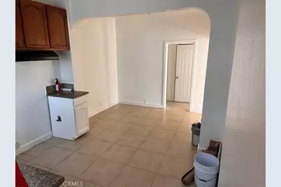6812 S Hoover, Los Angeles, CA 90044 - Photo 20