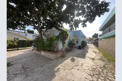 6812 S Hoover, Los Angeles, CA 90044 - Photo 6