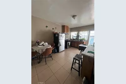 6812 S Hoover, Los Angeles, CA 90044 - Photo 12