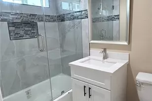 11154 Towne, Los Angeles, CA 90061 - Photo 34