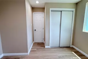 11154 Towne, Los Angeles, CA 90061 - Photo 38