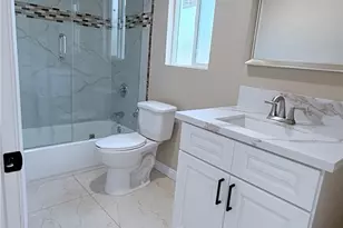 11154 Towne, Los Angeles, CA 90061 - Photo 26
