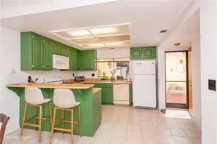 1077 S Santo Antonio Dr, Colton, CA 92324 - Photo 8