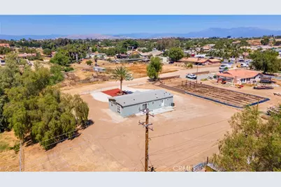 19165 Spalding, Riverside, CA 92508 - Photo 32