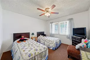 2731 W Victoria St, Rialto, CA 92376 - Photo 20