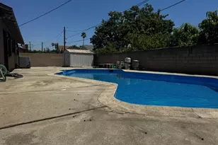 2731 W Victoria St, Rialto, CA 92376 - Photo 38