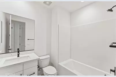 102 Sorrel Court, Burbank, CA 91506 - Photo 30