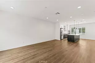 102 Sorrel Ct, Burbank, CA 91506 - Photo 6