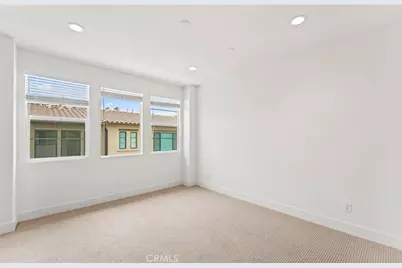 102 Sorrel Court, Burbank, CA 91506 - Photo 22