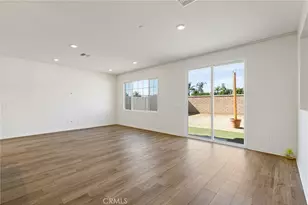 30348 Cedar Crk Wy, Homeland, CA 92548 - Photo 10