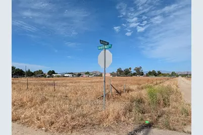 9 Tradewinds, Menifee, CA 92585 - Photo 2