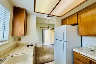 19107 Palo Verde Dr, Apple Valley, CA 92308 - Photo 12
