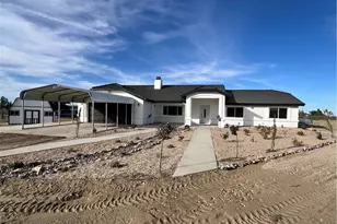 12911 Corton, Phelan, CA 92371 - Photo 18