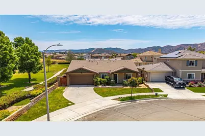 279 Alverstone, Hemet, CA 92543 - Photo 6