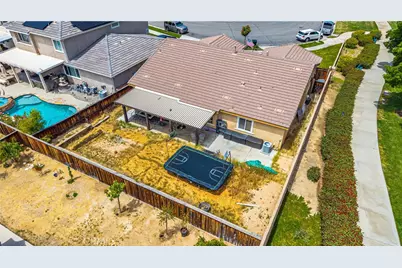 279 Alverstone, Hemet, CA 92543 - Photo 28