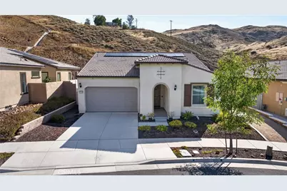 23944 Saunter Way, Corona, CA 92883 - Photo 2