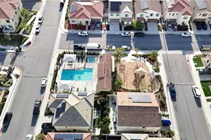 979 W Clover, Rialto, CA 92376 - Photo 16