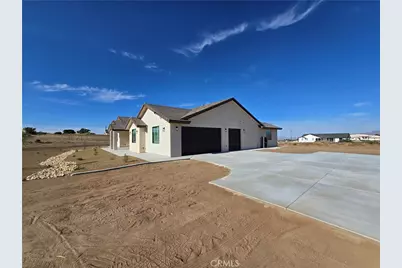 6221 Merced, Oak Hills, CA 92344 - Photo 52