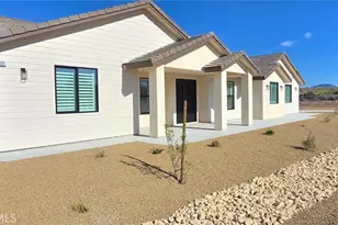 6221 Merced, Oak Hills, CA 92344 - Photo 6