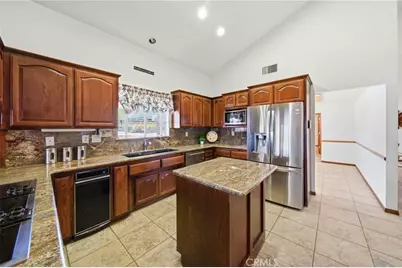 19670 Tonkawan Road, Apple Valley, CA 92307 - Photo 18