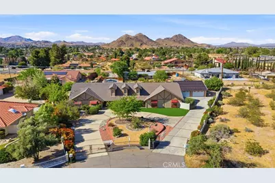 19670 Tonkawan Road, Apple Valley, CA 92307 - Photo 2